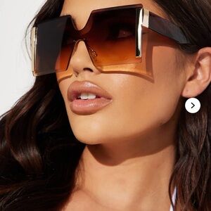 Fashion Nova IG Icon Square Sunglasses in brown